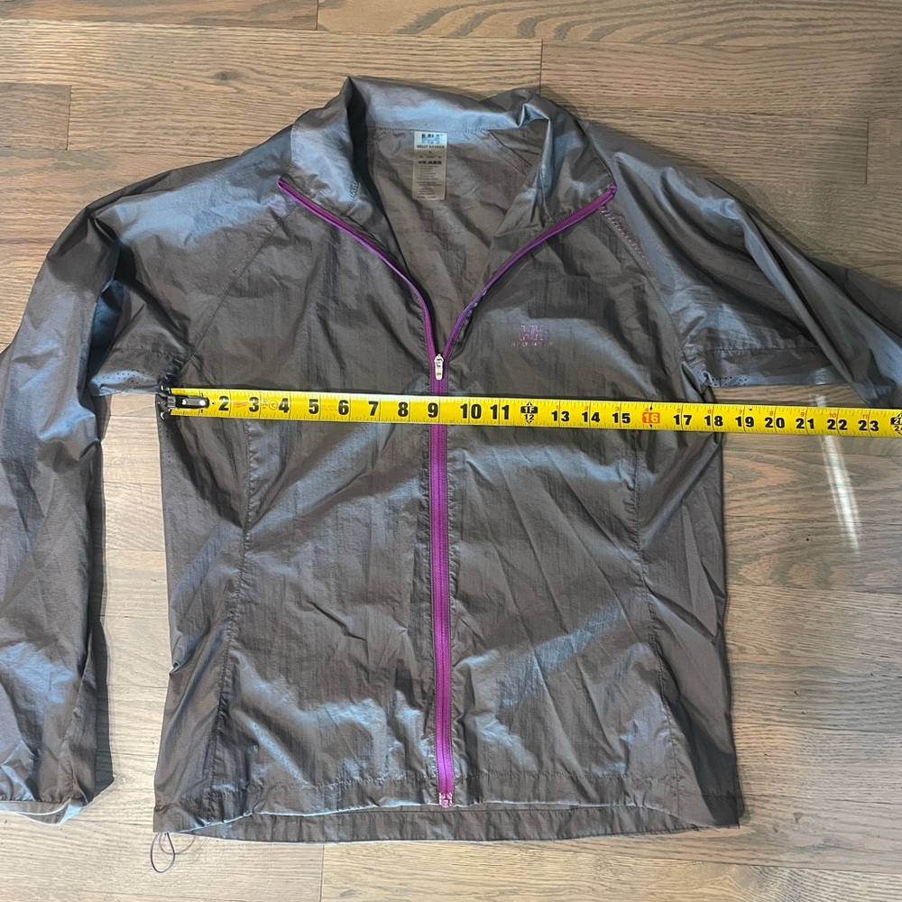 Helly Hansen Grey Wind Breaker - image 6